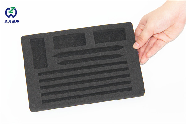 海綿內襯的防震性能如何提高？