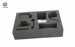 自述|海綿內襯的自我簡介