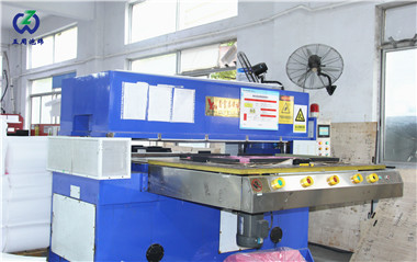 五周泡綿|產(chǎn)品打樣反復(fù)測(cè)量，只為客戶(hù)放心