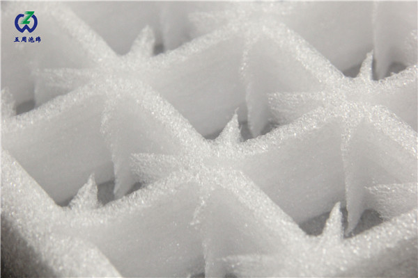 枇杷內(nèi)托只有防震的作用嗎？