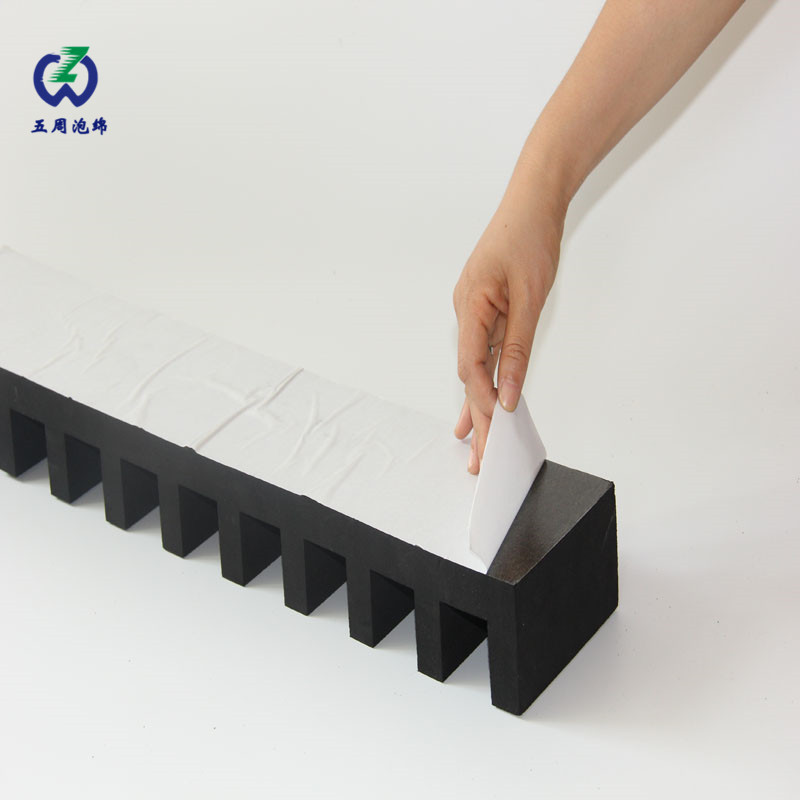 如何定義防火eva內襯？