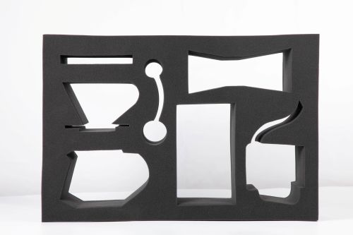 PU海綿內(nèi)襯的溫度適應(yīng)性：高低溫環(huán)境下的防護表現(xiàn)